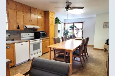 425 Jefferson Street, Platteville,  53818 - Photo 11