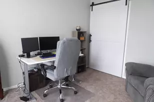 547 S 6th St, Janesville, WI 53536 - Photo 29