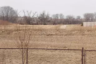 547 S 6th St, Janesville, WI 53536 - Photo 7