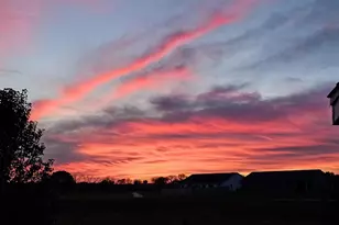 547 S 6th St, Janesville, WI 53536 - Photo 9