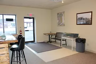 302 Railroad St, Elroy, WI 53929 - Photo 17