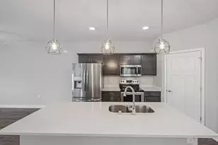 1601 N Windsor Ave, Cottage Grove, WI 53527 - Photo 17