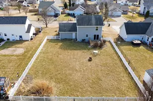 2365 Tumbleweed Ln, Beloit, WI 53511 - Photo 11