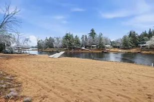 366 Abington Ct, Nekoosa, WI 54457 - Photo 3