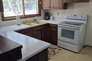 366 Abington Ct, Nekoosa, WI 54457 - Photo 5