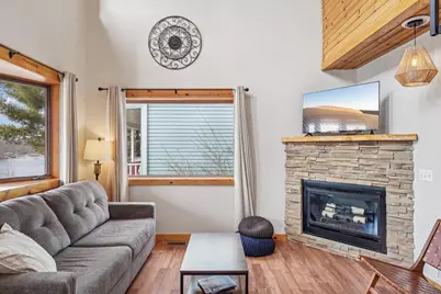 W9350 County Road V, Poynette, WI 53955 - Photo 9