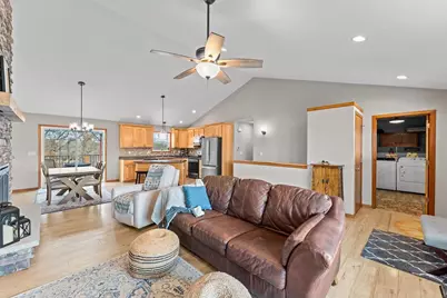 70 Me Me Lane, Reedsburg, WI 53959 - Photo 7