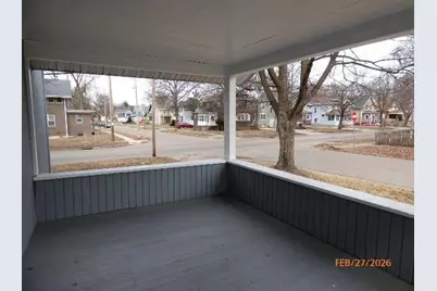 1122 White Avenue, Beloit, WI 53511 - Photo 3