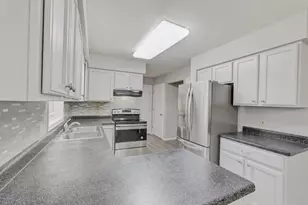 6218 Sandstone Dr, Madison, WI 53719 - Photo 13