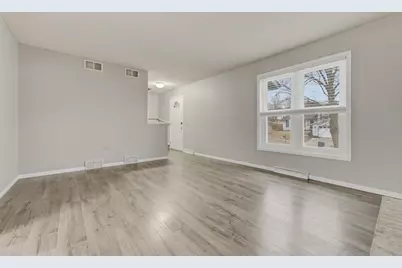 6218 Sandstone Drive, Madison, WI 53719 - Photo 9