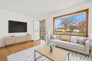 8827 W Lawn Ave, Milwaukee, WI 53225 - Photo 3