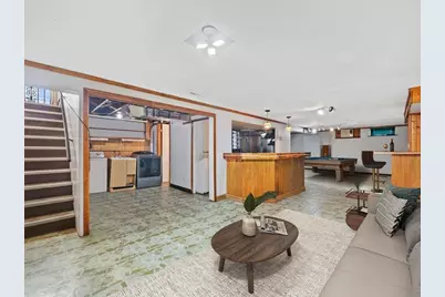 8827 W Lawn Avenue, Milwaukee, WI 53225 - Photo 9