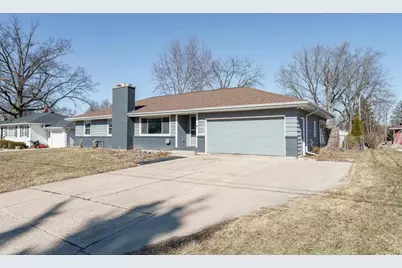 2211 Ruger Avenue, Janesville, WI 53545 - Photo 3
