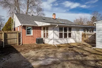 1728 Henderson Avenue, Beloit, WI 53511 - Photo 9