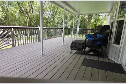 423 Skyline Drive, Edgerton, WI 53534 - Photo 3