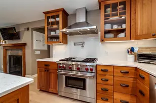 825 McBride Rd, Madison, WI 53704 - Photo 7