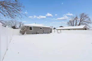 2117 S Arch St, Janesville, WI 53546 - Photo 33