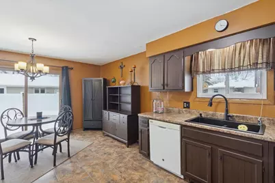 2117 S Arch Street, Janesville, WI 53546 - Photo 15