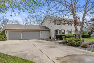 6237 S Edgewater Dr, Beloit, WI 53511 - Photo 3