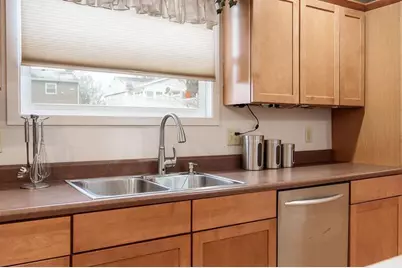 1927 Burton Street, Beloit, WI 53511 - Photo 15