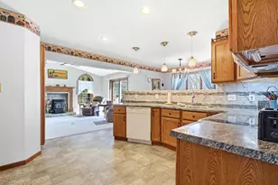 627 Cambridge Dr, Ripon, WI 54971 - Photo 9