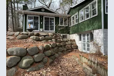 10488 N East Riverview Drive, Edgerton, WI 53534 - Photo 5