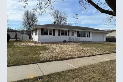 1918 Randolph Road, Janesville, WI 53545 - Photo 3