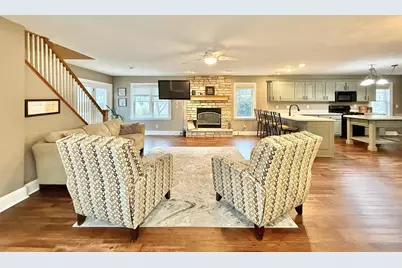 1719 Emerson Street, Beloit, WI 53511 - Photo 9