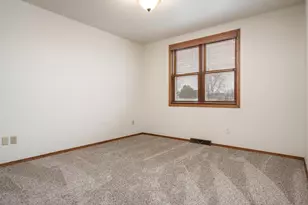 4013 Bordeaux Dr, Janesville, WI 53546 - Photo 39