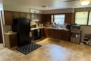 220-222 Lincoln St, Brooklyn, WI 53521 - Photo 9