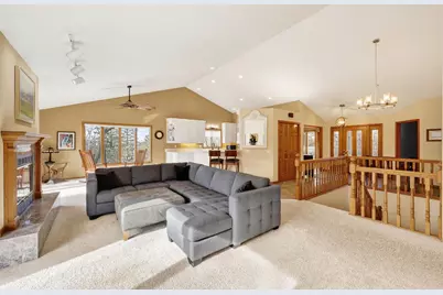 66 White Oaks Lane, Madison, WI 53711 - Photo 5