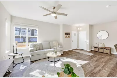 6972 Belle Fontaine Boulevard, Middleton, WI 53562 - Photo 9