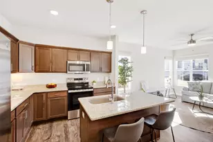 6972 Belle Fontaine Blvd, Middleton, WI 53562 - Photo 13