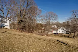 1619 6th St, Beloit, WI 53511 - Photo 9