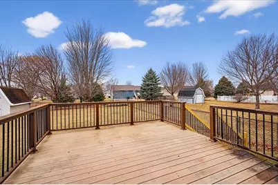 559 Elijah Court, Janesville, WI 53536 - Photo 3