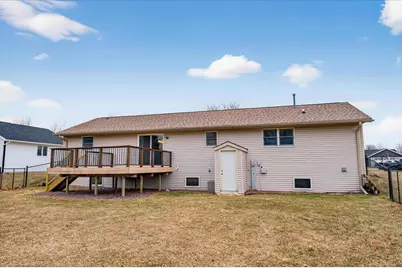 559 Elijah Court, Janesville, WI 53536 - Photo 9