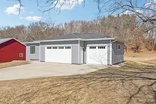 207 W Wilson St, Blanchardville, WI 53516 - Photo 3