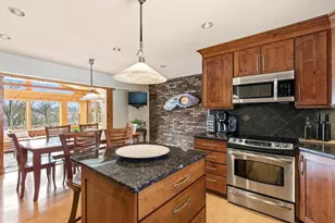 2460 Spring Rose Cir, Verona, WI 53593 - Photo 13