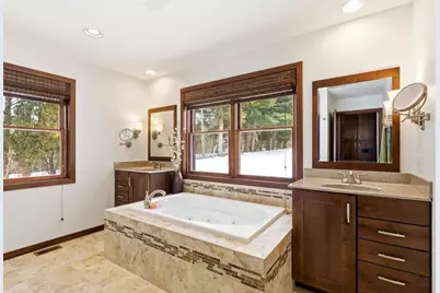 2460 Spring Rose Circle, Verona, WI 53593 - Photo 21