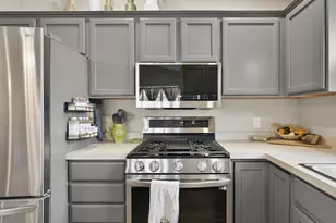 1418 S Walnut St, Janesville, WI 53546 - Photo 11