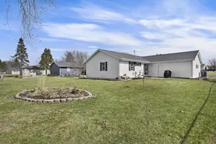 1418 S Walnut St, Janesville, WI 53546 - Photo 35