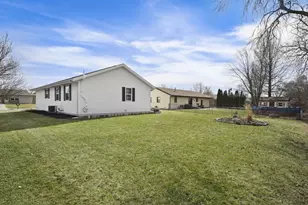 1418 S Walnut St, Janesville, WI 53546 - Photo 37