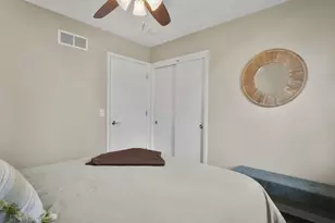 1418 S Walnut St, Janesville, WI 53546 - Photo 25