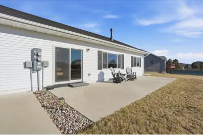 562 Stonewood Court, Janesville, WI 53536 - Photo 29