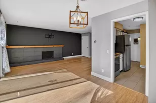 14 Whitcomb Cir, Madison, WI 53711 - Photo 9