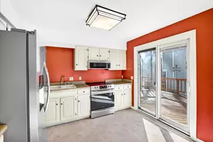 9 Crossbridge Ct, Madison, WI 53717 - Photo 13