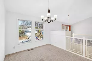 9 Crossbridge Ct, Madison, WI 53717 - Photo 11