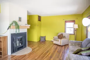 203 Franklin St, Elroy, WI 53929 - Photo 15