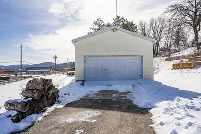 203 Franklin Street, Elroy, WI 53929 - Photo 5