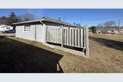 1614 25th Avenue, Monroe, WI 53566 - Photo 5